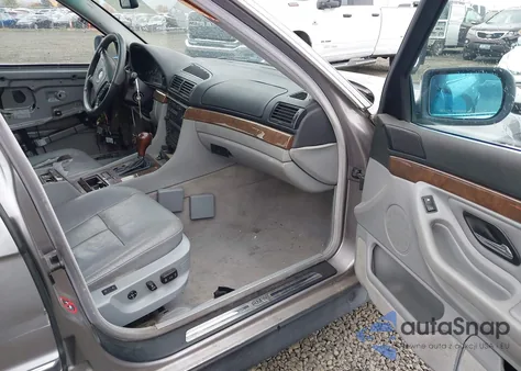 1998 BMW 740Il from USA, damaged, VIN WBAGJ8327WDM18660